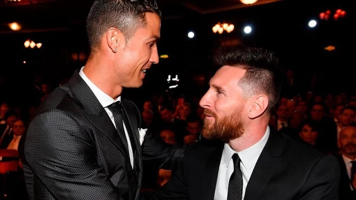 Kans Lionel Messi dan Cristiano Ronaldo Jadi Rekan Setim di Musim Panas Baca artikel sepakbola, "Kans Lionel Messi dan Cristiano Ronaldo Jadi Rekan Setim di Musim Panas" selengkapnya https://sport.detik.com/sepakbola/bola-dunia/d-7845916/kans-lionel-mess