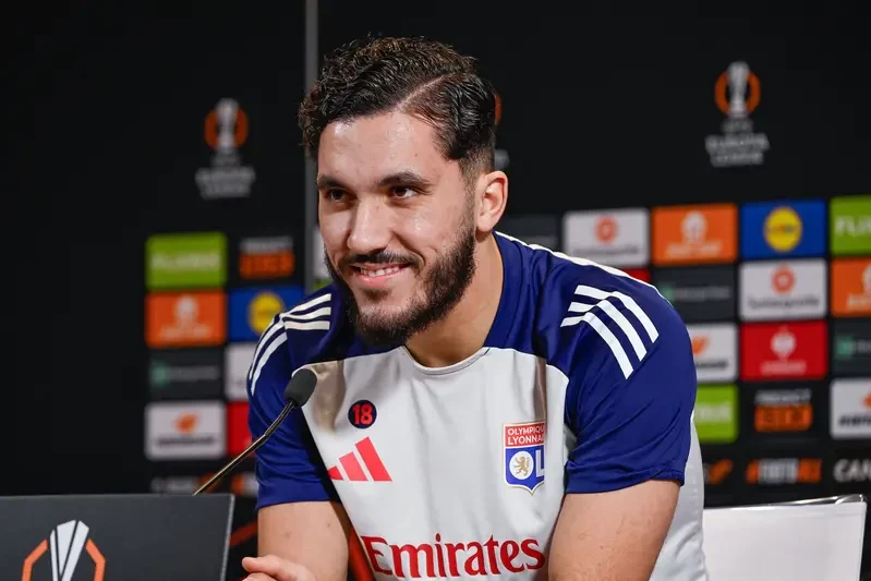 Bintang Masa Depan Lyon? Rayan Cherki Kabarnya Mau Direkrut MU!