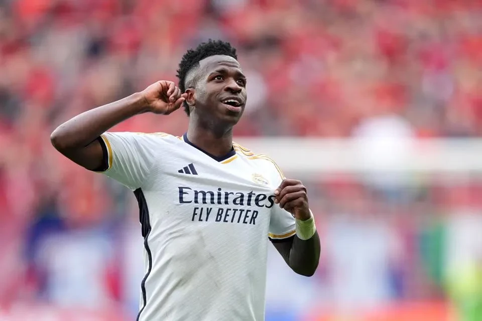 Setia! Vinicius Pilih Real Madrid, Tolak Godaan Gaji Fantastis dari Arab Saudi!
